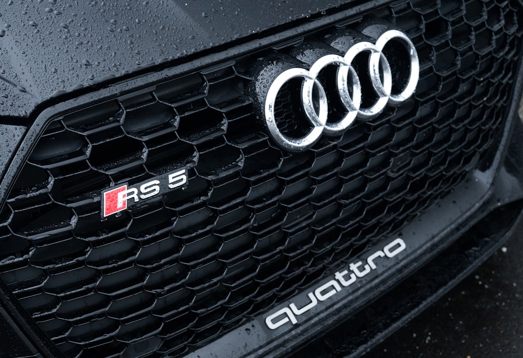 Audi RS 5 front grill close-up