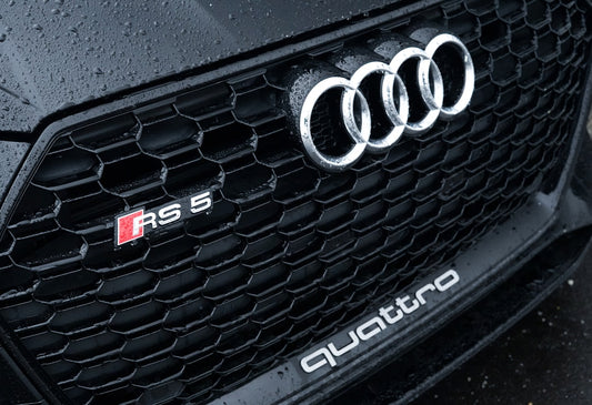Audi RS 5 front grill close-up